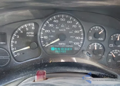 2001 Chevrolet Silverado 1500 из США, поврежденный, VIN 2GCEC19V311228016